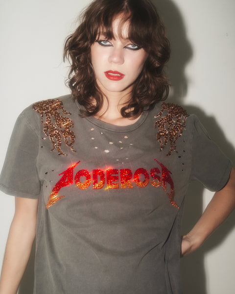 Ripped tee Poderosa con llamas