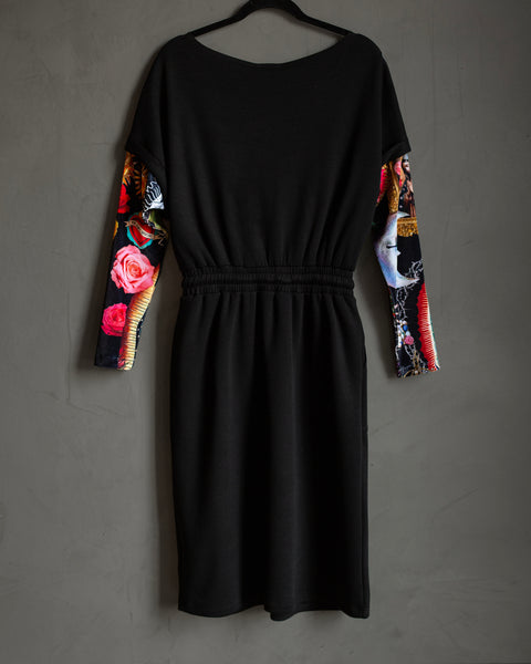 Vestido negro virgen con rosas