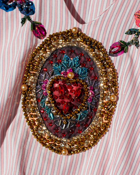 Blusa Rayas Rosas con medallón de corazón