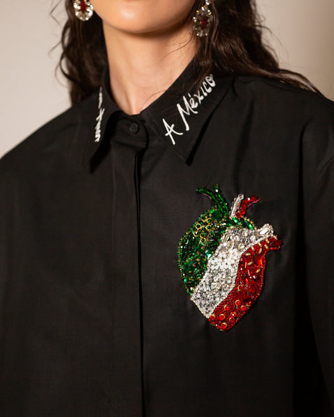 Camisa manga corta con corazón tricolor