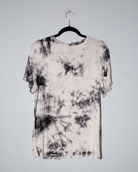 Camiseta vestida y alborotada