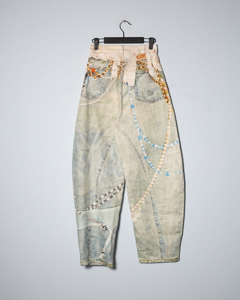Barrel jeans estampado tipo mezclilla con perlas