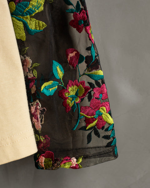 Blusa beige calaveras con manga