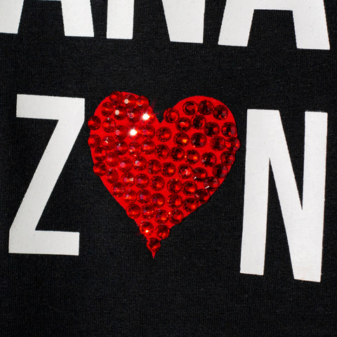 Tee negra mexicana de corazón collar tricolor