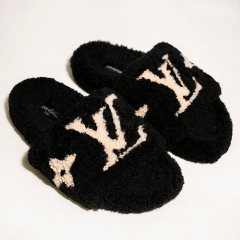 Louis vuitton faux fur slides Talla 6